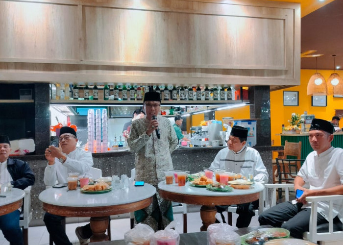 Buka Puasa Bersama PWI Bengkulu Pererat Ukhuwah, Salurkan Bantuan untuk Kaum Duafa dan Disabilitas