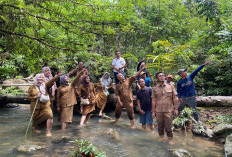 Pastikan Sumber Air Bersih Aman Dikonsumsi, Dinkes BS Cek Sampel di Bukit