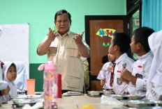 Ulang Tahun ke-74, Presiden Prabowo Banjir Ucapan, Hingga Sajikan Menu MBG Spesial  Nasi Goreng + Telur Ceplok