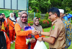 Baznas Salurkan Zakat, Ratusan Mustahiq di Kota Bengkulu Terima Sembako  