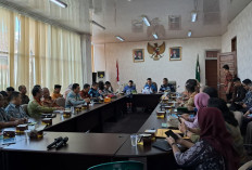  Bupati  Rejang Lebong   Tekankan Efisiensi Pembangunan