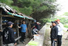 Sambangi Pedagang Pantai Panjang, Wali Kota:Silahkan Berjualan Tapi Jangan Lakukan 2 Hal Ini