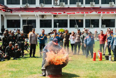 Sat Linmas Harus Paham   Tangani Kebakaran