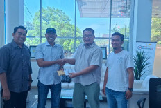HUT Kemerdekaan RI ke-81 di Bengkulu, PT Cerano Energi Selaras (CES) Dukung Panjat Pinang Massal
