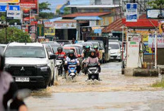 Atasi Banjir Rawa Makmur Rp20 Miliar, Jalan Ditinggikan 1 Meter Dibangun Tahun Ini