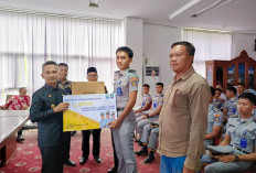 57 Taruna KKP Dapat Laptop   dan 10 Kelompok Nelayan Terima Mesin