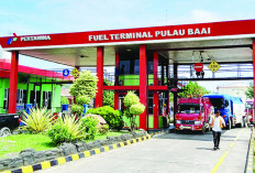 Pengiriman BBM Terhambat, Stok Aman,  Ini Penjelasan Sales Area Manager Retail PT Pertamina Bengkulu