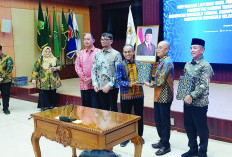 Komitmen Bersama Wujudkan   Pemerintahan Bersih dan Transparan
