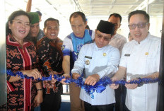 Bupati Launching   Ruang Cuci Darah di RSUD Ini