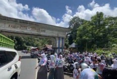 Dilarang Gelar Perpisahan Sekolah,  Ratusan Pelajar Gelar Pawai di Liku Sembilan