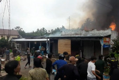 Tahun Baru, Tiga Ruko di Pasar Tais Terbakar
