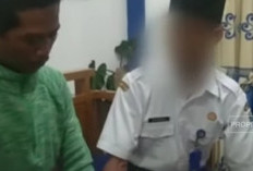 Viral Tendang Kepala Siswa,  Oknum Guru Datangi Orang Tua Dan Berakhir Damai 