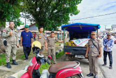 Satpol PP Tertibkan PKL Musiman, Melanggar Perda