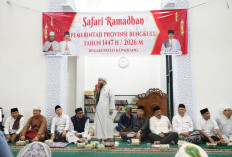 Safari Ramadan di Kepahiang, Gubernur Bengkulu Tambah 10 Unit Ambulan dan Berikan Bantuan Ini