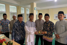 Dari Kota Manna untuk Madinah, Abdullah Tuntaskan Hafalan 30 Juz