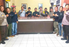 Operasi Pekat Ramadan, Polsek Kaur Selatan Sita Ratusan Botol Miras