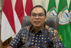 Satukan Tanah 202 Desa, Bupati Seluma Tanam Gaharu di HUT ke-23