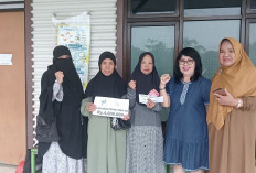 Derita Kanker Payudara Sejak 2021, Lina Tandri dan Komunitas BBB Salurkan Bantuan ke Pasien RSUD M Yunus
