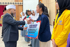 Pendidikan Enggano Utama: Gubernur Bengkulu Kucurkan Rp 500 Juta untuk Pelajar dan Mahasiswa