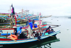 Usul Perbaikan Kapal Nelayan Melalui APBD, Akibat Gelombang Tinggi Sejumlah Kapal Nelayan Rusak