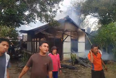 Rumah Warga Desa Kelilik Kabupaten Kepahiang Ludes Terbakar, Kerugian Ditaksir Rp300 Juta