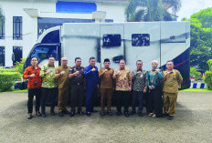  BI Hibahkan Mobil Operasional untuk Pasar Murah Keliling di Bengkulu