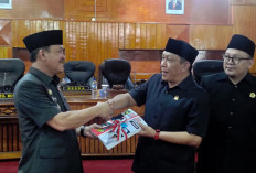 Rapat Paripurna DPRD Bengkulu Selatan, Wabup Sampaikan LKPj Bupati Tahun 2025