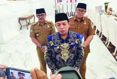 Wali Kota Bengkulu Copot Lurah Anggut Dalam, Hak Bansos Warga Dipulihkan