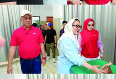 HUT ke-52, PPNI Aksi Sosial untuk Masyarakat, Sunatan Massal Gratis, Bakti Sosial Hingga Senam Bersama