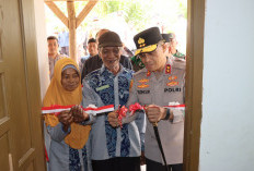 Kapolda Bedah Rumah ke-78 di Bengkulu Utara, Kapolda Dorong Sinergi Bantu Warga