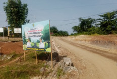 Jalan Depan Kantor Bupati Mulai Dikerjakan, Ini Target Bupati Bengkulu Tengah