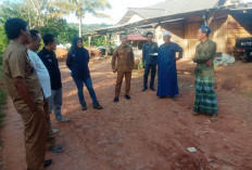 Bupati dan Wabup Kaur Salat   Idul Adha di Desa Pasar Jumat
