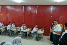 AHY Tinjau Renovasi SRMA 6, Pendidikan Kunci Memutus Rantai Kemiskinan