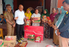 Korban Banjir Batu Kuning Terima Bantuan, Ini Paketnya