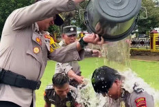 30 Personel Polres Lebong Naik Pangkat, Kapolres Ingatkan Tanggung Jawab Bertambah