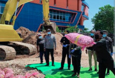  Masuk Lewat Jalur Tikus di Kalbar, 20 Ton Bawang Ilegal dari  Malaysia Dimusnahkan
