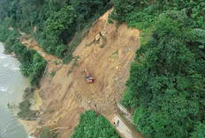 Waspada Longsor Susulan Jalur Lintas Manna - Pagar Alam, Pemkab BS Siagakan Alat Berat 