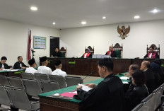 Sidang Perdana OTT KPK di Rejang Lebong, Kontraktor Serahkan Rp1,8 Miliar ke Bupati