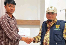 Peduli pada Masyarakat, Baznas Kembali Salurkan Bantuan Pengobatan Warga Berkas