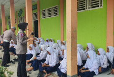 Polantas Polres Mukomuko Sambangi SMPN 7 Lubuk Pinang, Ini yang Disampaikannya