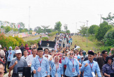 Berjalan Kaki, Mandan Daftar ke KPU