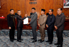 P-APBD Kaur 2025   Rp 877,3 M Disahkan