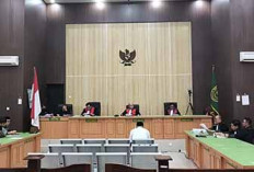 Mantan Bupati Tolak Dakwaan Jaksa Kasus Korupsi Izin Tambang PT RSM 