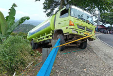 Truk CPO Nyaris Masuk Jurang di Benteng, Ini Penyebabnya