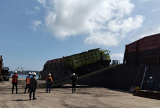 Arus Logistik Pelabuhan Pulaubaai Bengkulu Beroperasi, Sempat Terhenti Terhitung Bulan Ini Beroperasi Lagi