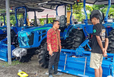 11 Unit Traktor Perkuat Program   Swasembada Pangan Seluma