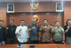 AMSI Pusat Kunjungi PWI, Kampanyekan 'No Tax for Knowledge'