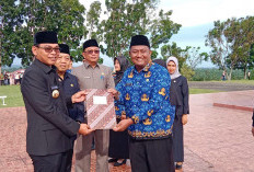 900 CPNS Seluma Terima SK, Bupati Minta Tunjukkan Kinerja Terbaik 