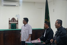 Dituntut JPU 6 tahun 6 Bulan dan Denda Rp 500 Juta, Mantan Bendahara Setwan BU Minta Bebas