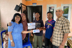 New Khatulistiwa dan SOR Salurkan Donasi Rp 8,1 Juta, untuk Mustam, Pasien Tumor Hidung 